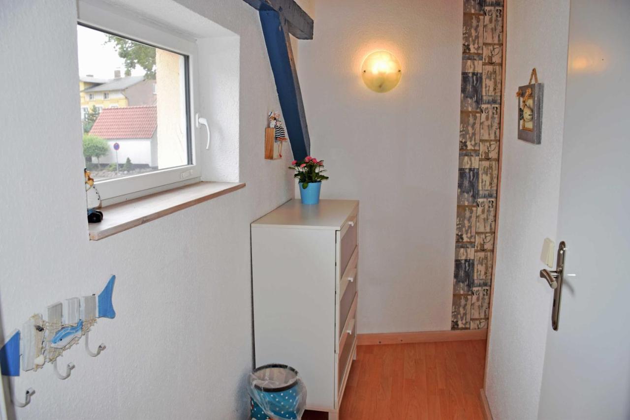 Ferienhaus Zum Hafen In Altefaehr Buitenkant foto